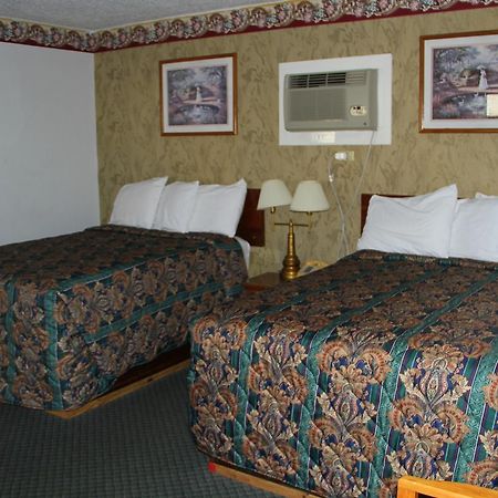 Skyliner Motel Stroud Екстериор снимка